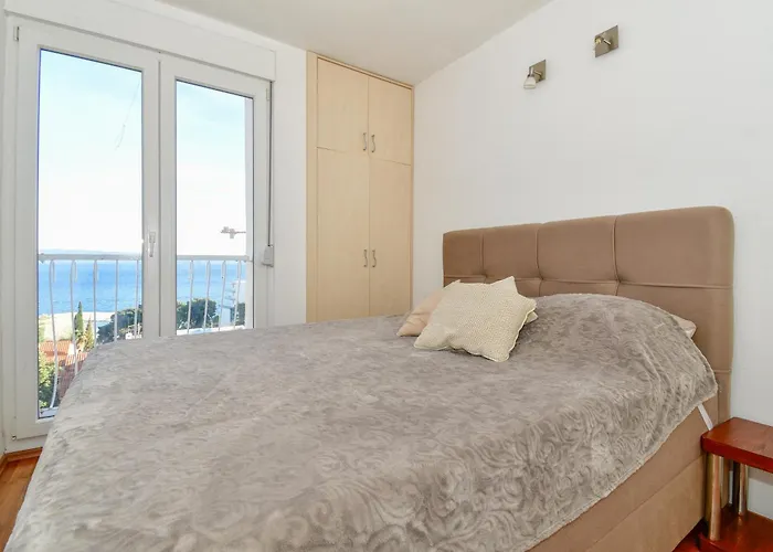 Apartment Trstenik Apartment, Cute Place With Sea View