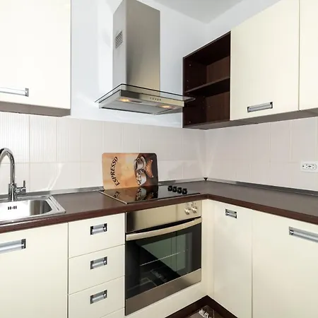 Trstenik Apartment, Cute Place With Sea View Apartamento Split